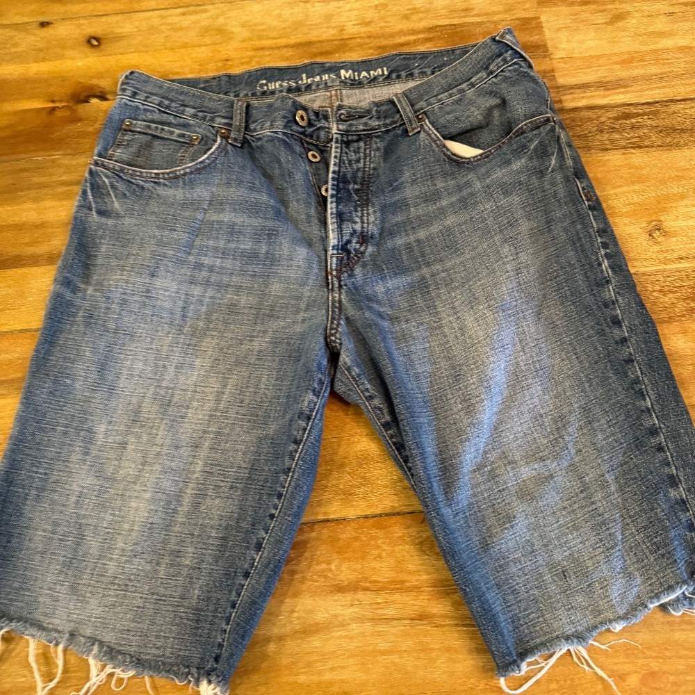 Guess Jeans Miami